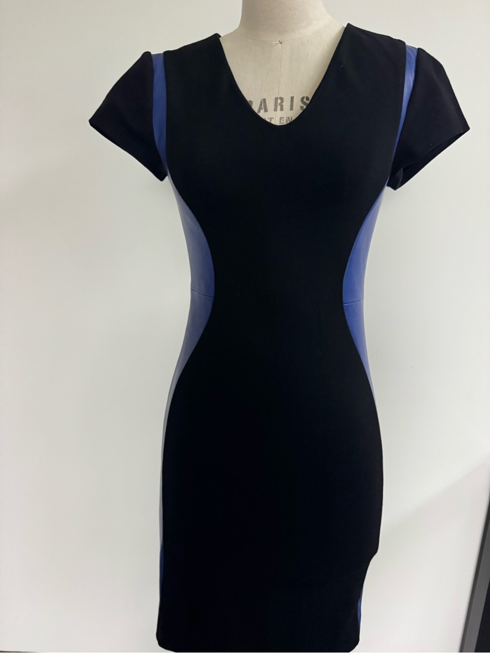 Diane Von Furstenberg Black and Periwinkle Sheath Dress